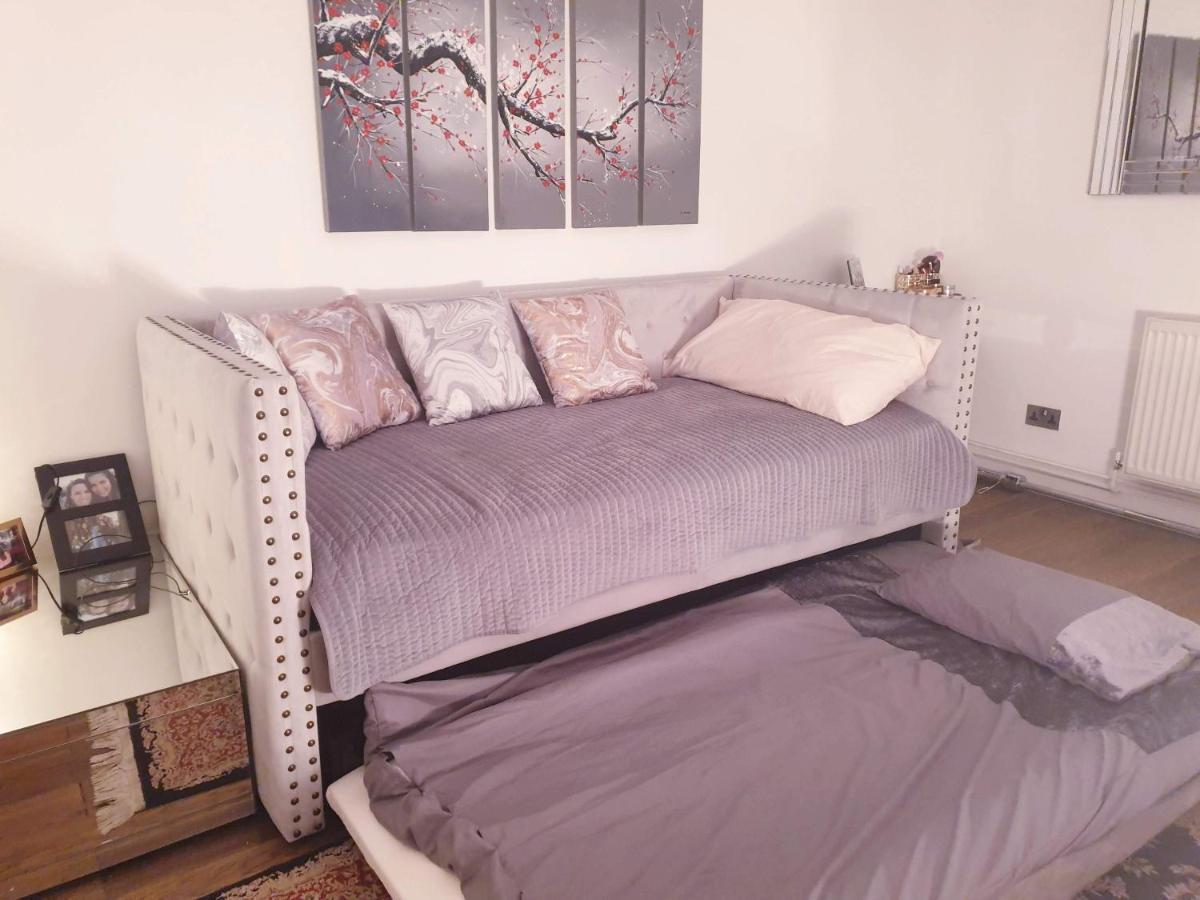 Cozy Muswell Hill 1-Bedroom Flat Лондон Екстер'єр фото